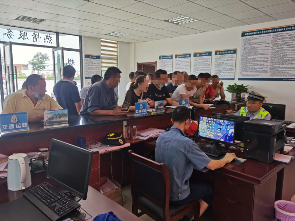 科技治超成效初顯，149輛“百噸王”落網(wǎng)